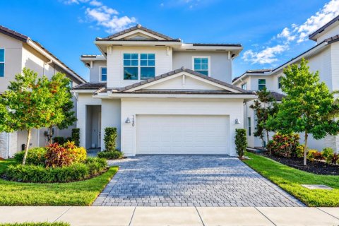 Villa ou maison à Deerfield Beach, Floride 5 chambres, 241.92 m2 № 2439228