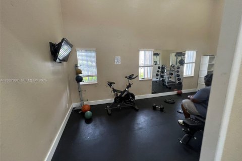 Townhouse in Homestead, Florida 3 bedrooms, 146.79 sq.m. № 2155042 - photo 23