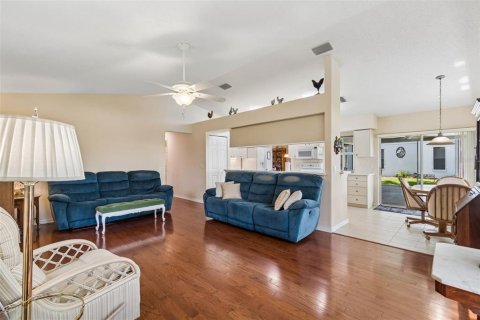 Villa ou maison à vendre à Hudson, Floride: 2 chambres, 168.9 m2 № 2142815 - photo 2