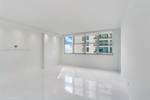 Copropriété à louer à Miami Beach, Floride: 1 chambre, 104.52 m2 № 2181632 - photo 8