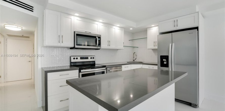 Condo à Miami Beach, Floride, 1 chambre  № 2181632