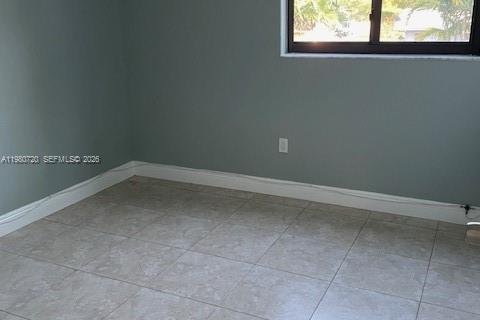 Townhouse in Miami, Florida 3 bedrooms, 125.33 sq.m. № 2049887 - photo 10