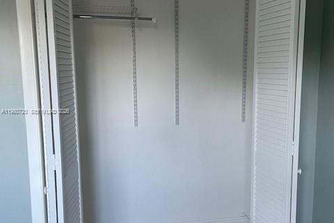 Townhouse in Miami, Florida 3 bedrooms, 125.33 sq.m. № 2049887 - photo 14