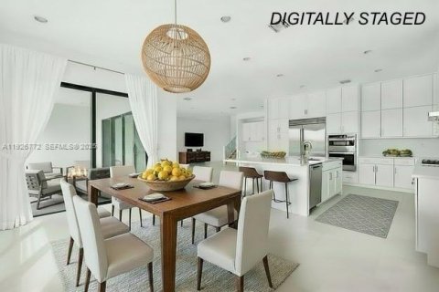 Casa en venta en Boca Raton, Florida, 5 dormitorios, 339.93 m2 № 1986746 - foto 4