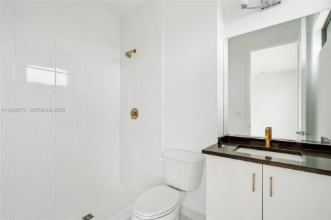 Casa en venta en Boca Raton, Florida, 5 dormitorios, 339.93 m2 № 1986746 - foto 30