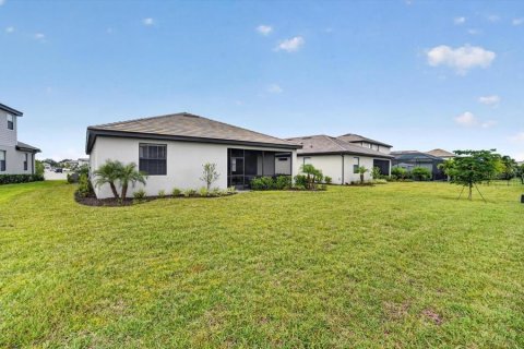 Villa ou maison à vendre à Lakewood Ranch, Floride: 3 chambres, 171.59 m2 № 2398388 - photo 30