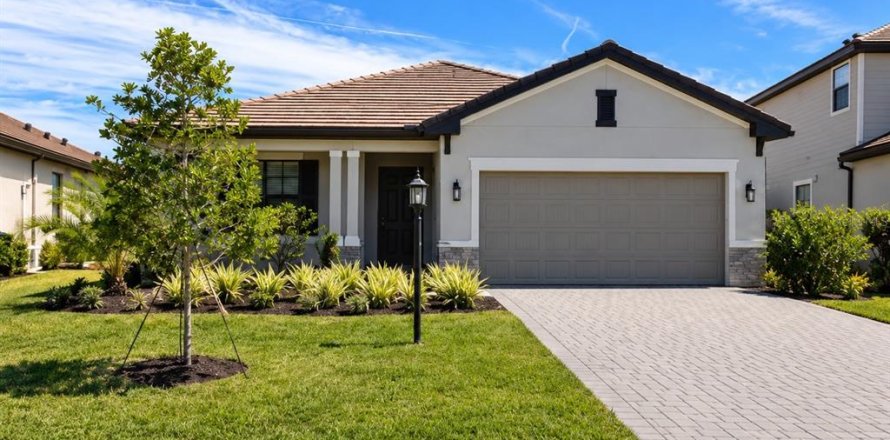 Villa ou maison à Lakewood Ranch, Floride 3 chambres, 171.59 m2 № 2398388