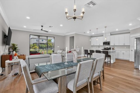 Villa ou maison à vendre à Lakewood Ranch, Floride: 3 chambres, 171.59 m2 № 2398388 - photo 8
