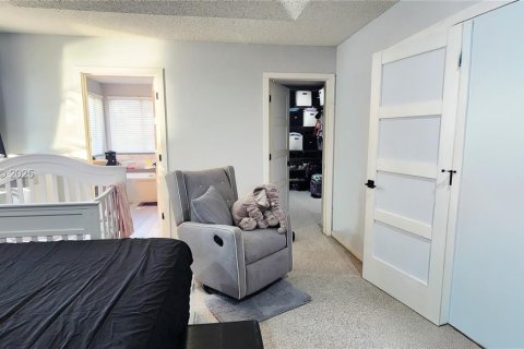 Купить виллу или дом в Пемброк-Пайнс, Флорида 4 спальни, 202.06м2, № 1990643 - фото 8