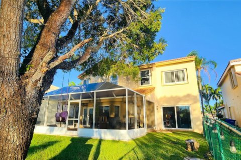 Купить виллу или дом в Пемброк-Пайнс, Флорида 4 спальни, 202.06м2, № 1990643 - фото 19