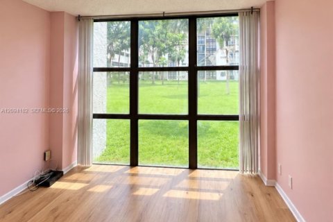 Copropriété à louer à Sunny Isles Beach, Floride: 1 chambre, 71.26 m2 № 2387108 - photo 11