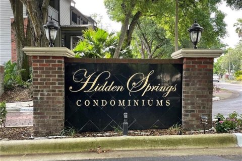 Condo in Altamonte Springs, Florida, 2 bedrooms  № 2207792 - photo 24