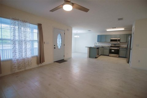 House in Ocala, Florida 4 bedrooms, 139.82 sq.m. № 683118 - photo 6