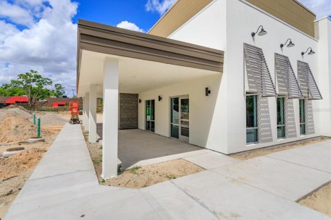 Commercial property in Altamonte Springs, Florida № 2205931 - photo 18
