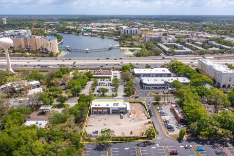 Commercial property in Altamonte Springs, Florida № 2205931 - photo 9