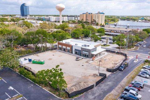 Commercial property in Altamonte Springs, Florida № 2205931 - photo 2