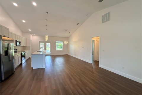 Casa en venta en Palm Coast, Florida, 3 dormitorios, 145.02 m2 № 2119708 - foto 4