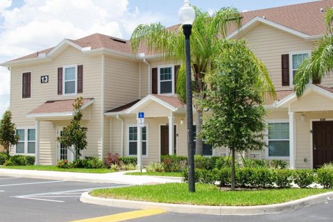 Condo in Clermont, Florida, 3 bedrooms  № 1650002 - photo 2