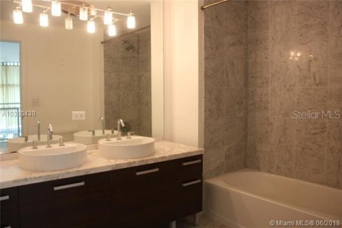 Condo in Clermont, Florida, 3 bedrooms  № 1650002 - photo 22