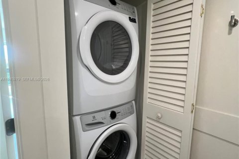 Appartement à louer à Miami, Floride: 2 chambres, 94.48 m2 № 2002180 - photo 5