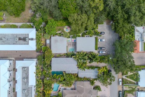 Commercial property in Fort Lauderdale, Florida 352.01 sq.m. № 2153875 - photo 8
