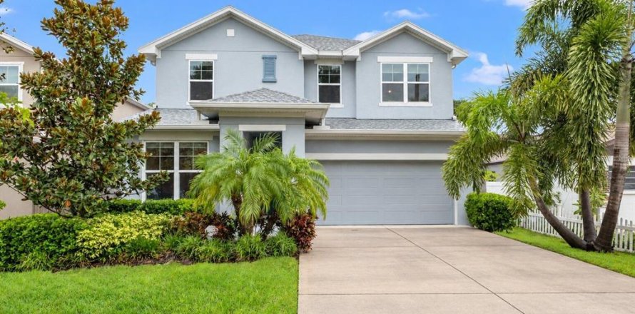 Villa ou maison à Tampa, Floride 4 chambres, 249.63 m2 № 2428889