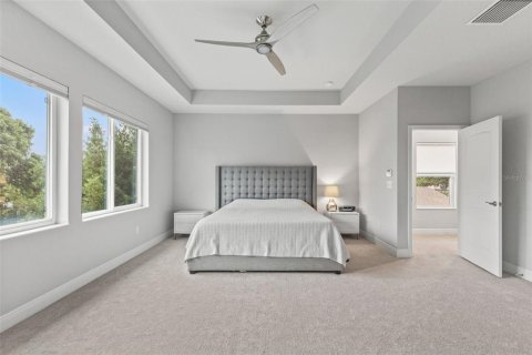 Villa ou maison à louer à Tampa, Floride: 4 chambres, 249.63 m2 № 2428889 - photo 17