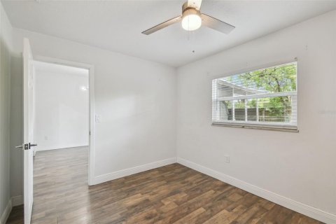 Casa en venta en Tampa, Florida, 3 dormitorios, 104.42 m2 № 1773632 - foto 17