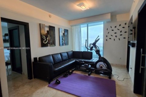 Copropriété à vendre à Miami, Floride: 3 chambres, 146.32 m2 № 2012099 - photo 15