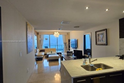 Copropriété à vendre à Miami, Floride: 3 chambres, 146.32 m2 № 2012099 - photo 6