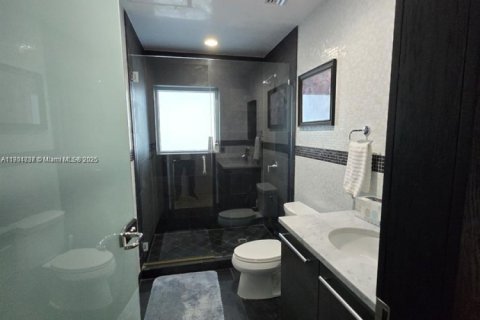 Copropriété à vendre à Miami, Floride: 3 chambres, 146.32 m2 № 2012099 - photo 25