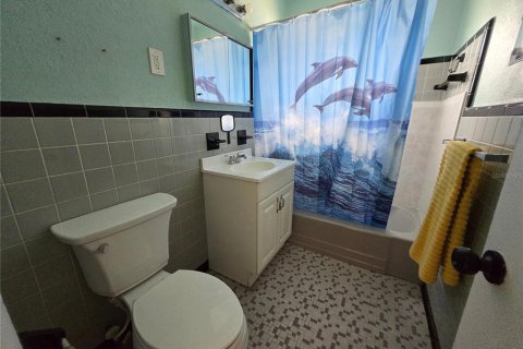 House in Port Charlotte, Florida 4 bedrooms, 144.74 sq.m. № 1785567 - photo 8