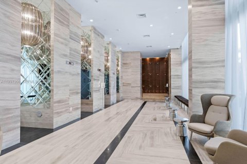 Copropriété à vendre à Sunrise, Floride: 1 chambre, 72.46 m2 № 2245996 - photo 9