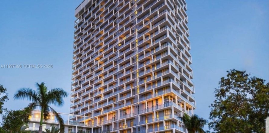 Studio à Condo à Sunrise, Floride  № 2245996