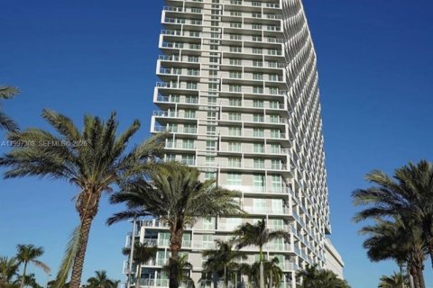 Copropriété à vendre à Sunrise, Floride: 1 chambre, 72.46 m2 № 2245996 - photo 4