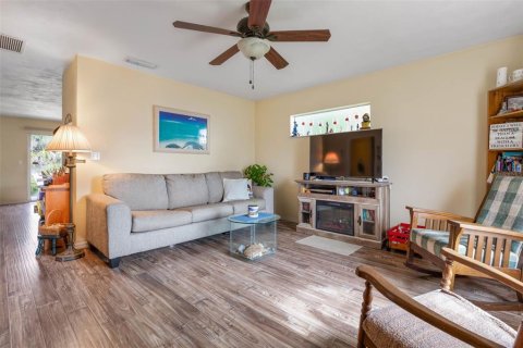 Villa ou maison à vendre à Ormond Beach, Floride: 2 chambres, 107.02 m2 № 1520397 - photo 4