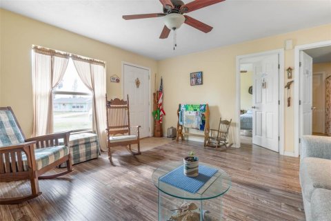 House in Ormond Beach, Florida 2 bedrooms, 107.02 sq.m. № 1520397 - photo 5