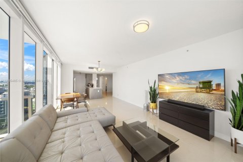 Купить кондоминиум в Майами, Флорида 3 спальни, 139.82м2, № 1948069 - фото 9