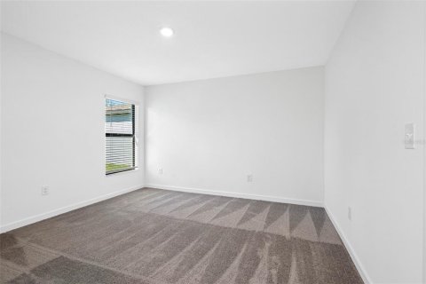 House in Spring Hill, Florida 2 bedrooms, 95.88 sq.m. № 1652140 - photo 5
