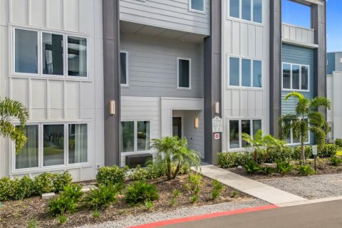 Condo in Kissimmee, Florida, 3 bedrooms № 2350020