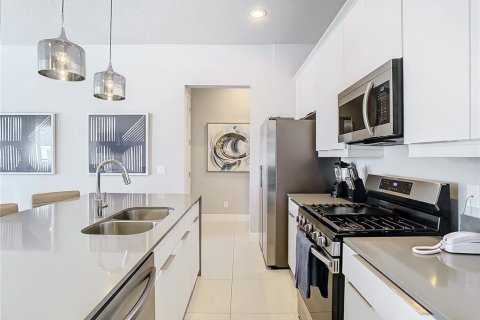 Condo in Kissimmee, Florida, 3 bedrooms  № 2350020 - photo 10