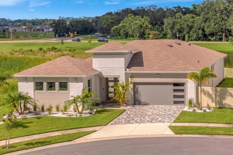Casa en venta en San Antonio, Florida, 4 dormitorios, 228.26 m2 № 1870224 - foto 1
