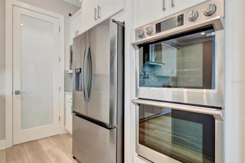 Casa en venta en San Antonio, Florida, 4 dormitorios, 228.26 m2 № 1870224 - foto 7