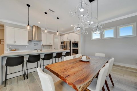 Casa en venta en San Antonio, Florida, 4 dormitorios, 228.26 m2 № 1870224 - foto 8