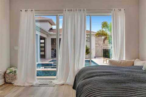 Casa en venta en San Antonio, Florida, 4 dormitorios, 228.26 m2 № 1870224 - foto 14
