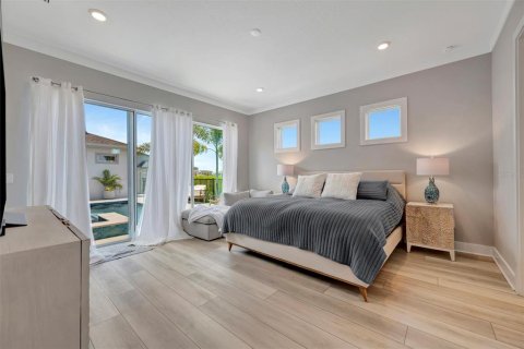 Casa en venta en San Antonio, Florida, 4 dormitorios, 228.26 m2 № 1870224 - foto 13