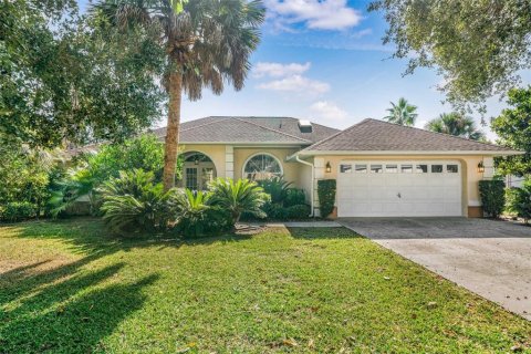 Villa ou maison à Inverness, Floride 4 chambres, 174.01 m2 № 2389233