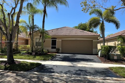 House in Weston, Florida 3 bedrooms, 140.93 sq.m. № 2069235