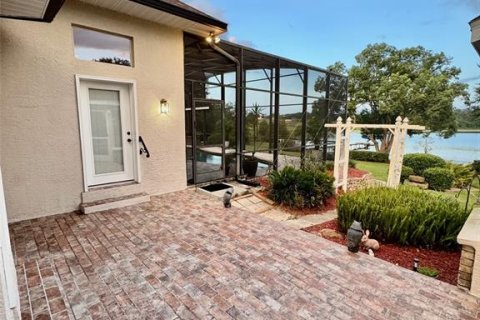 House in Eustis, Florida 3 bedrooms, 210.98 sq.m. № 1850298 - photo 30