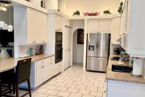 House in Eustis, Florida 3 bedrooms, 210.98 sq.m. № 1850298 - photo 18